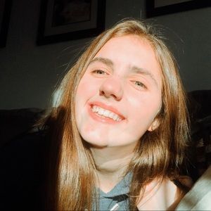 Meet your Posher, Julia